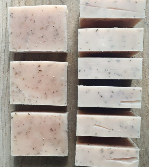 Poppy Seed Natural Body Scrub 100g